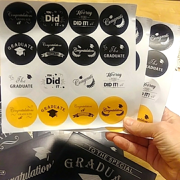 46 graduation cards with envelopes - Picture 2 of 8